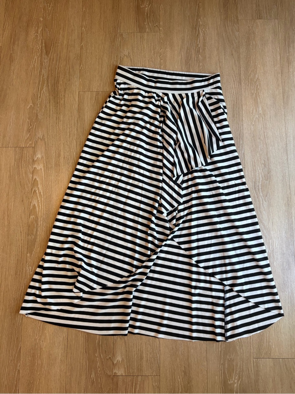 Y2K Tracy Evans Black and White Striped Maxi Skirt